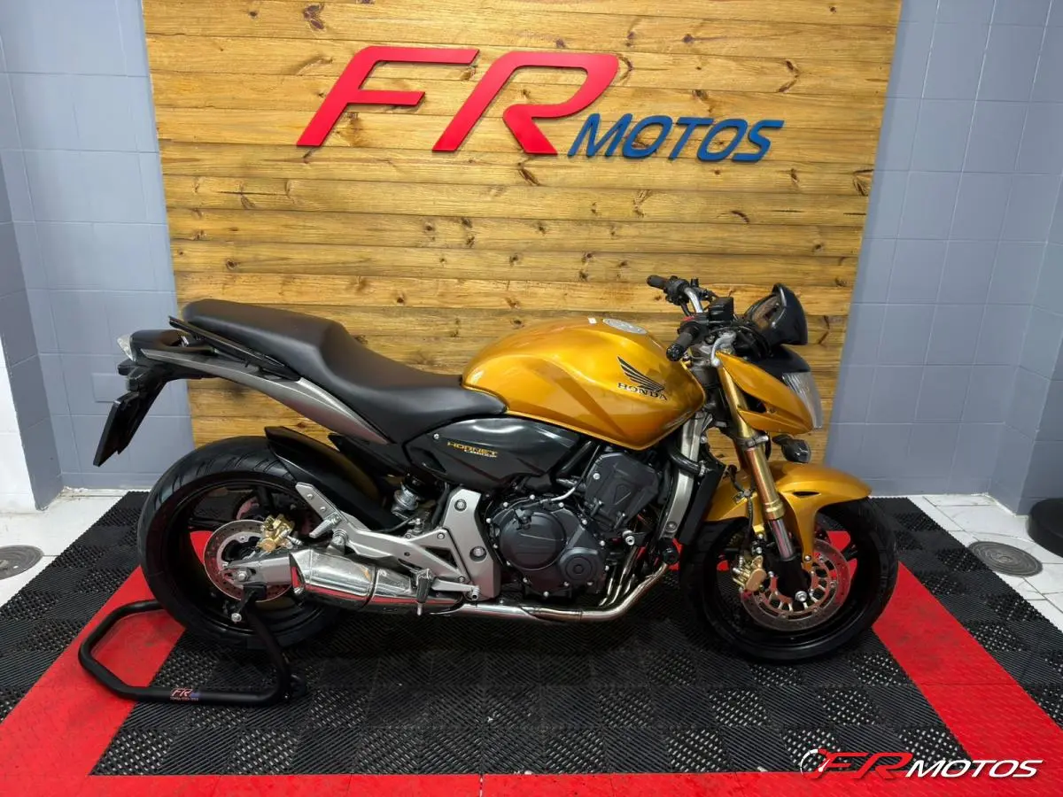 CB 600F HORNET